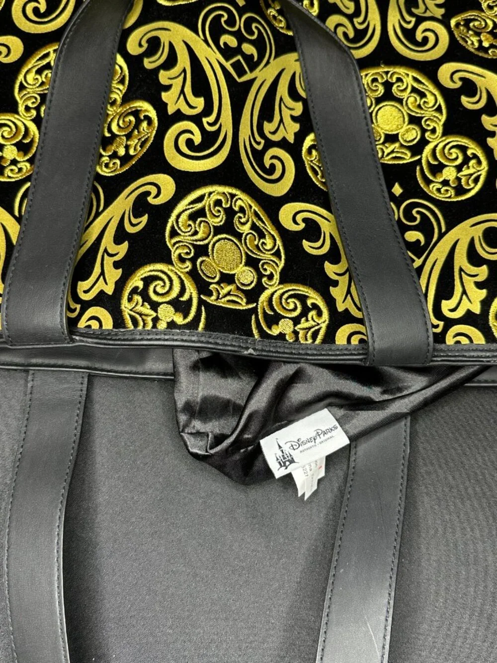 NWOT Disney Parks Original Mickey Mouse Large Purse/Tote Baroque Filigree Velvet - Picture 5 of 9